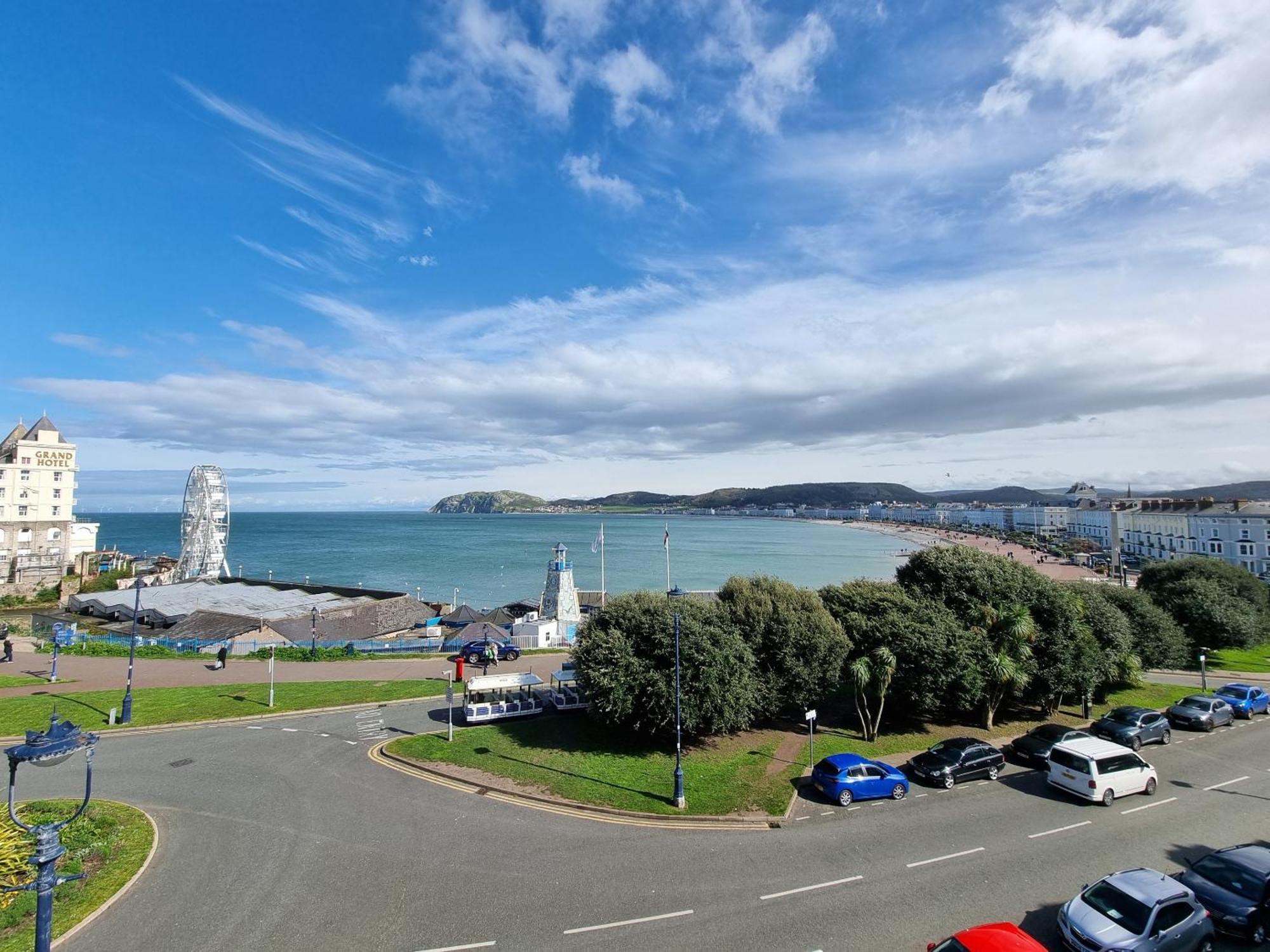 Min Y Don (adults Only) Gasthof Llandudno