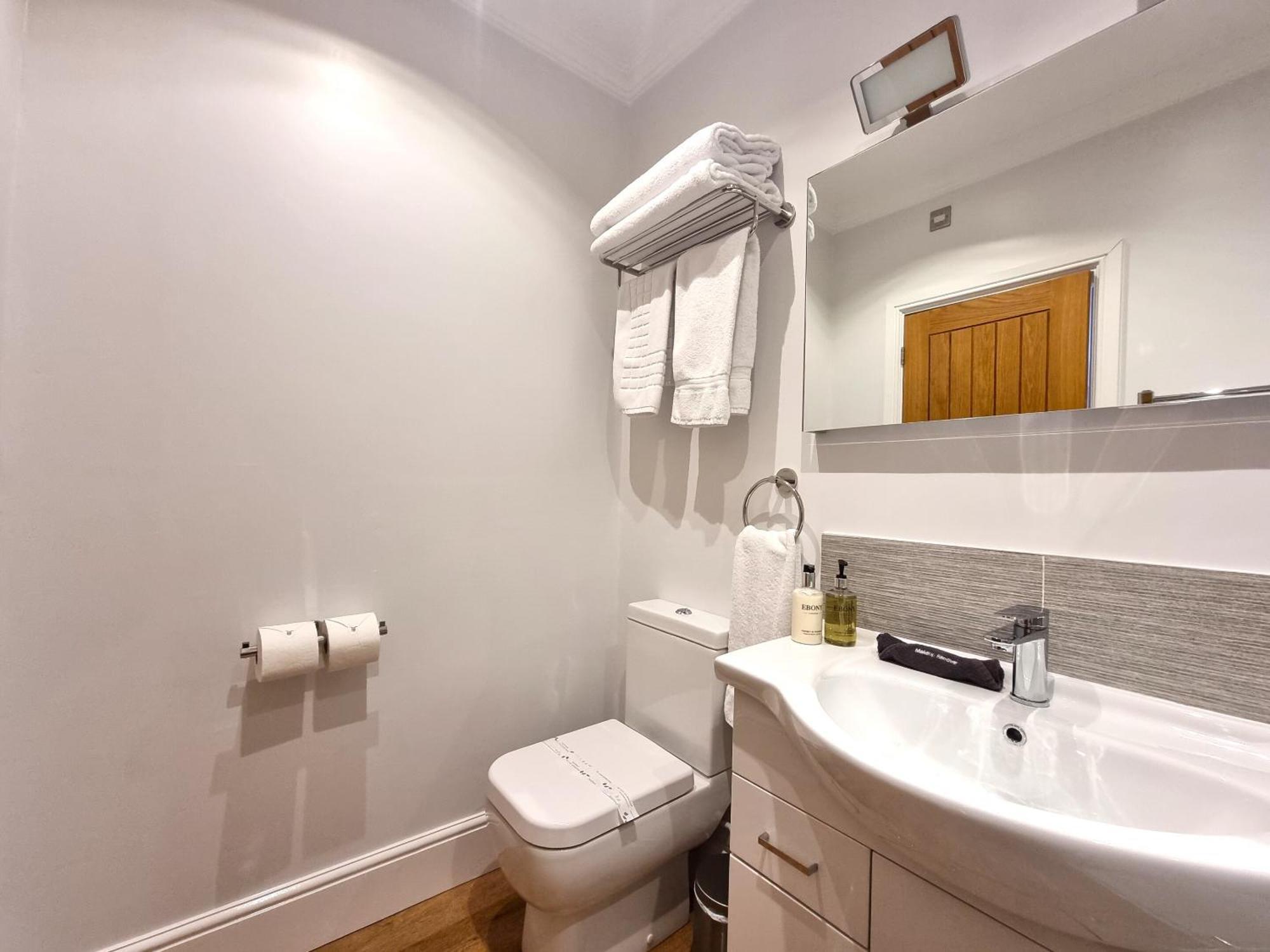 Min Y Don (adults Only) 2* Llandudno